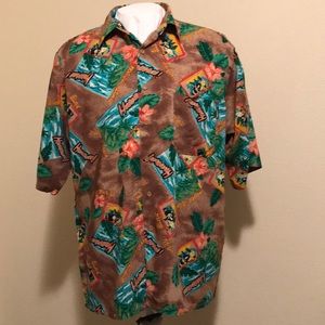 Men’s Hawaiian Shirt! NWT!